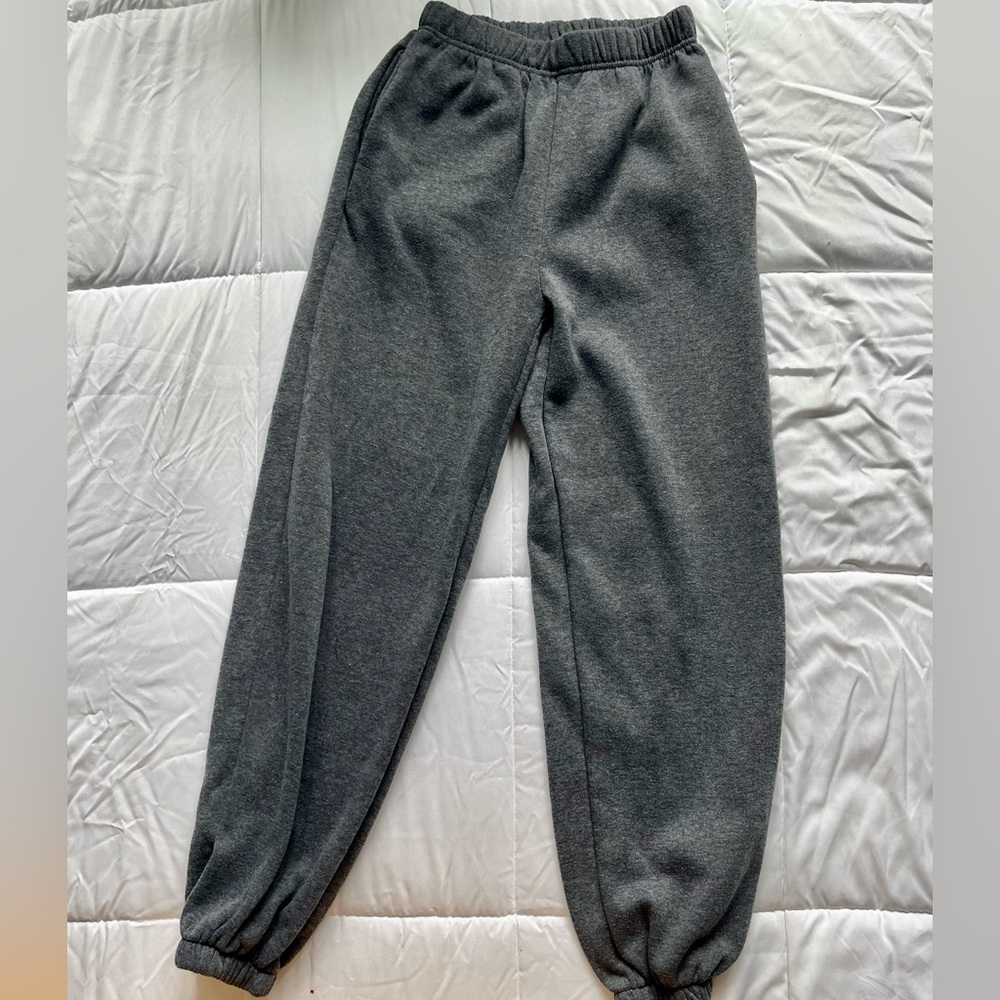 Women’s Gray Sweats with Pockets- Size XS